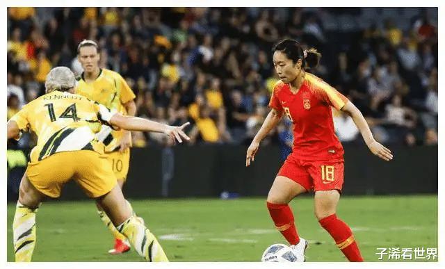 下午14点！上海媒体点评中国女足引爆争议，球迷吐槽：越来越难了(4)