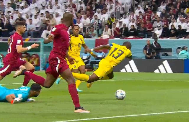 卡塔尔世界杯首粒进球诞生！仅15分钟，裁判吹点球，东道主遭打击(2)