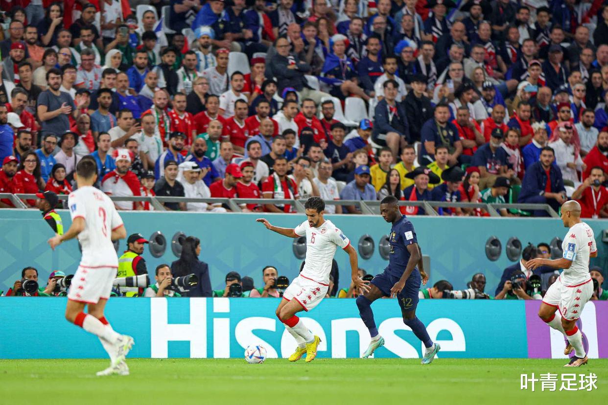 0-1！世界杯罕见1幕：比赛结束，VAR改判，法国输球仍是第1(3)