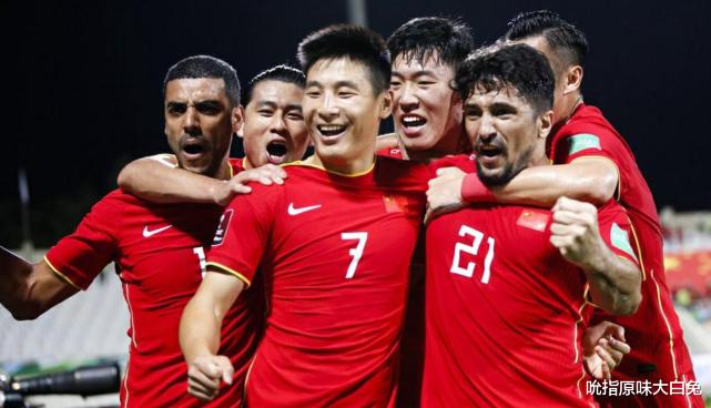 日韩男足都晋级世界杯16强，还战胜德西葡等列强，中国足球有希望(4)