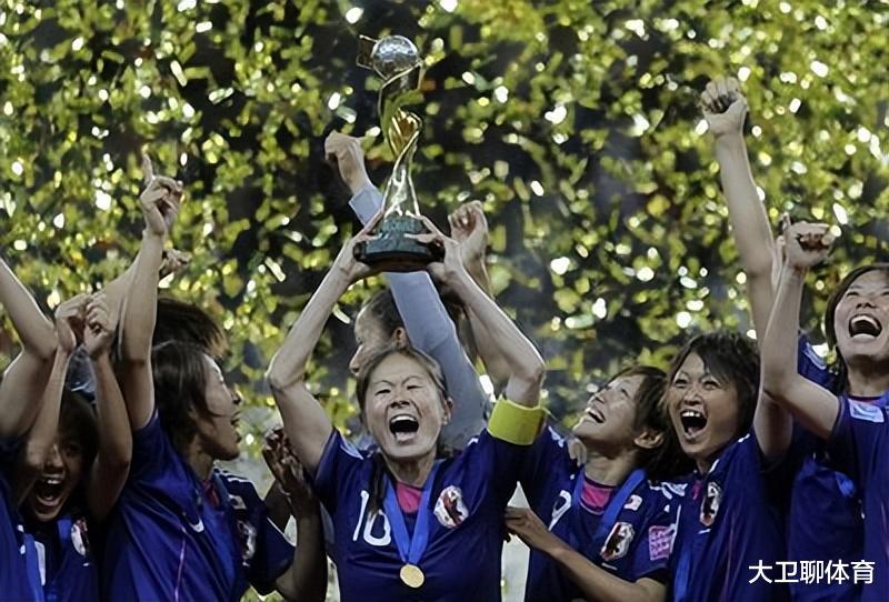 18年把比利时逼入绝境，22年冲出“死亡之组”，日本足球比我们强在哪？(3)