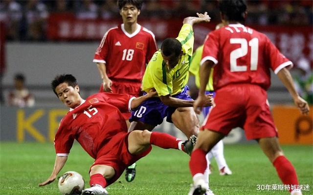 巴西4-1韩国又是假球？名记：米卢02年求巴西，赢了就行别踢太狠(5)