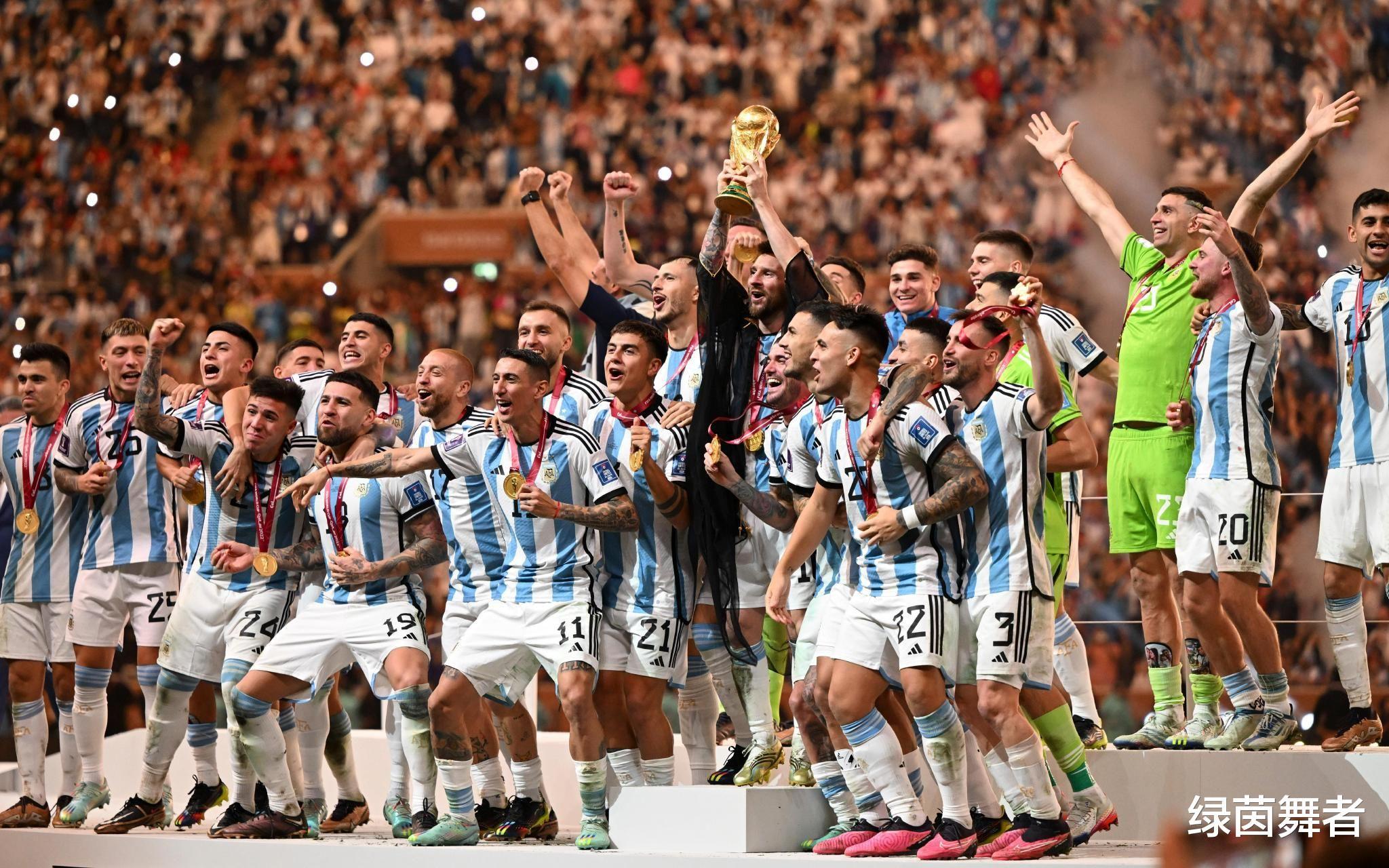 FIFA年终排名！大黑马飙升，阿根廷变第2，日本亚洲第1，国足新低(1)