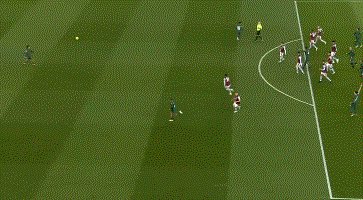 【英超】萨拉赫传射小将处子球 利物浦3比1客胜维拉(1)