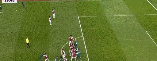 【英超】萨拉赫传射小将处子球 利物浦3比1客胜维拉(3)