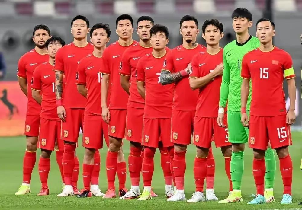 国足重回亚洲二流！亚洲杯避开越南和伊拉克队，小组出线机会大增(2)