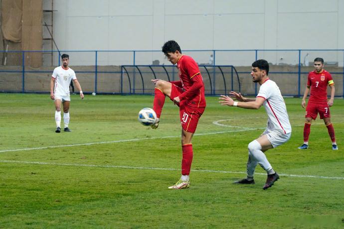 1比0击败叙利亚U20队 U20国足迎来新年首场胜利(1)