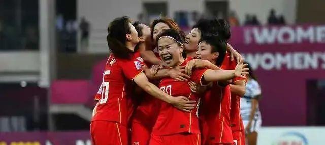 女足热身赛：反戈一击，中国女足惊艳爱尔兰