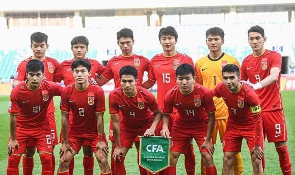 u20亚青赛中国2比0赢沙特，赢球虽好，但也不至于把球员捧上天(1)