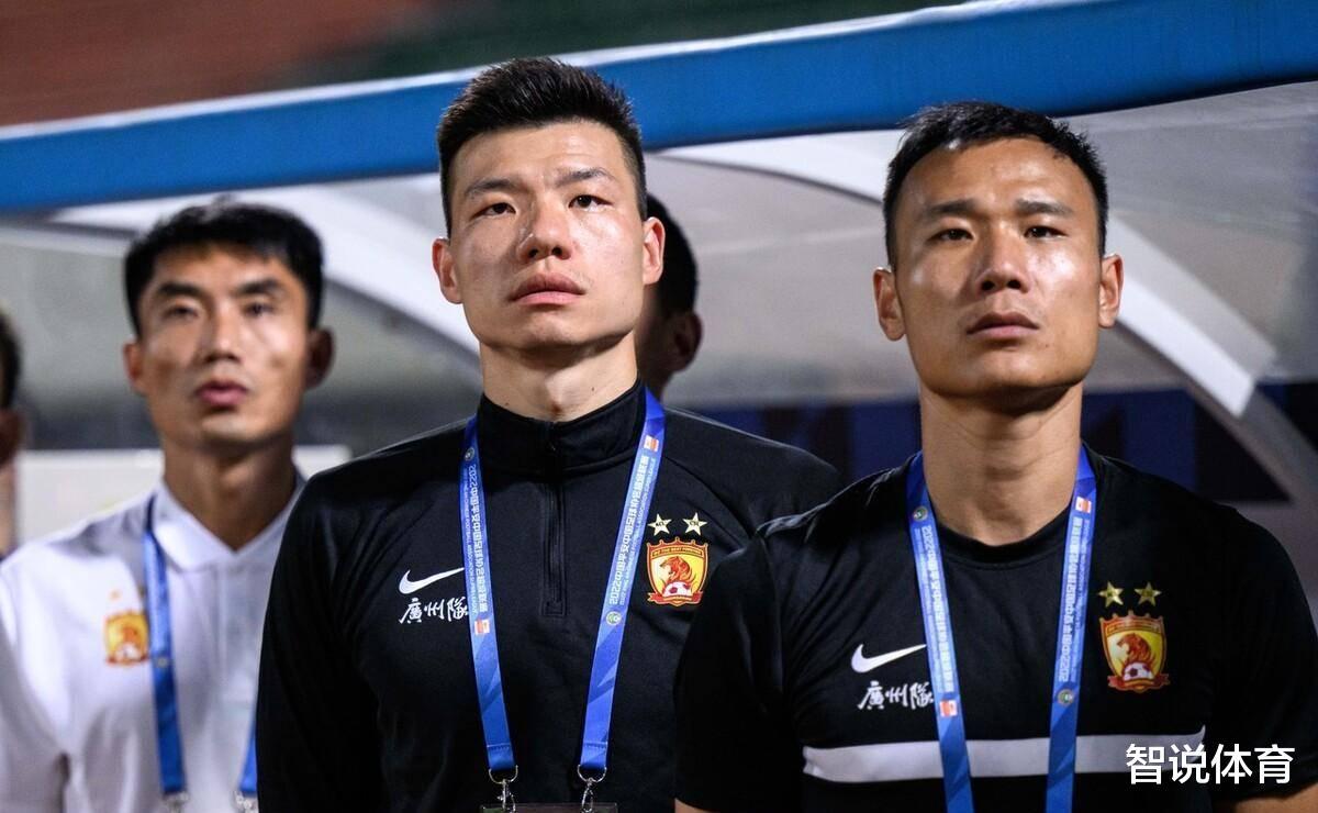 广州新赛季踢中甲阵容成型：艾菲尔丁强势领衔，6大国脚全部离队