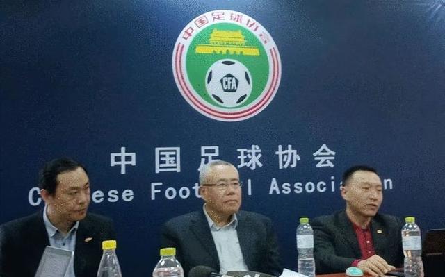 FIFA官宣！两大赛事易主，中国成为焦点，国足征战世界杯燃起希望(3)