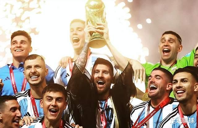 FIFA官宣！阿根廷重返世界第1，梅西2年夺3冠，6月有望来华PK国足(4)