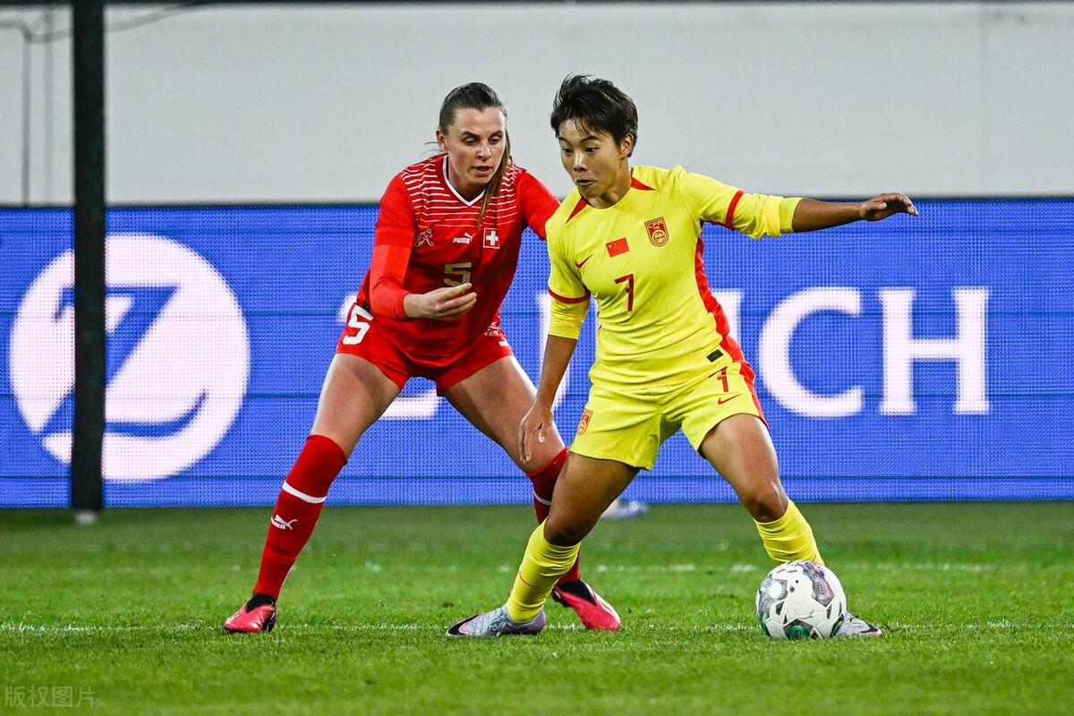 中国女足0-0瑞士，1人被批太独，反对者：实力高出一档成唯一亮点(2)