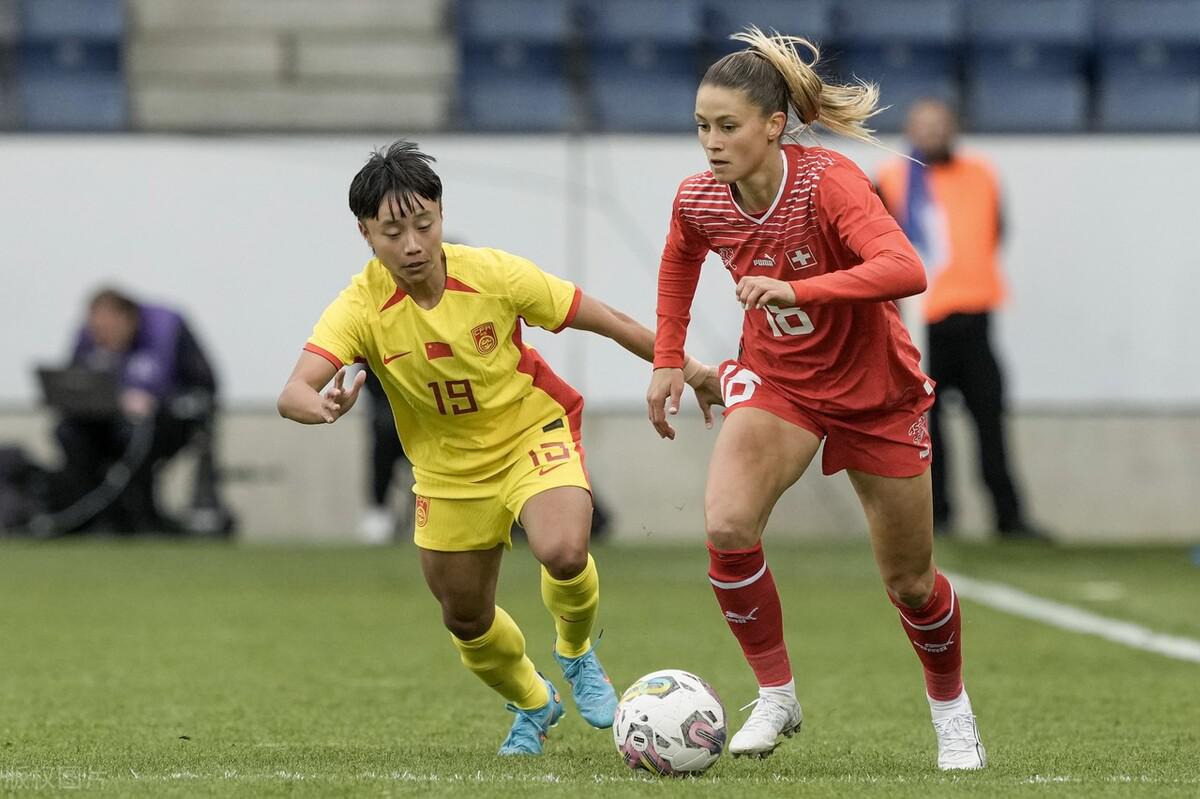 中国女足0-0瑞士，1人被批太独，反对者：实力高出一档成唯一亮点(5)