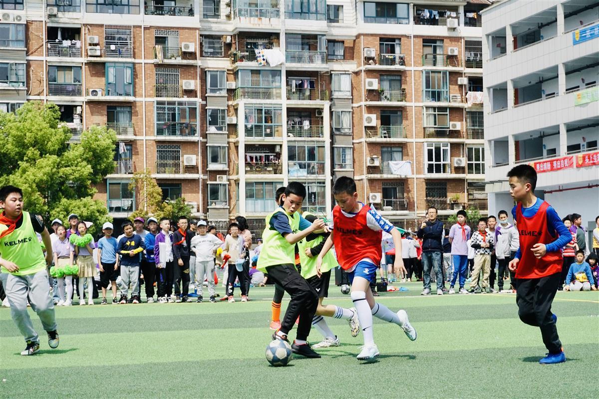 不止是“校超”更是文化节！武汉一小学的足球节持续一整月(2)