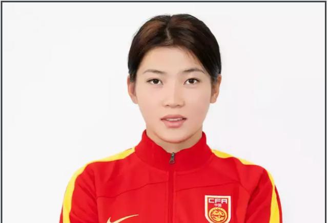 21岁，女足边缘国脚！一个赛季征服苏超，入赛季最佳年轻球员候选(1)