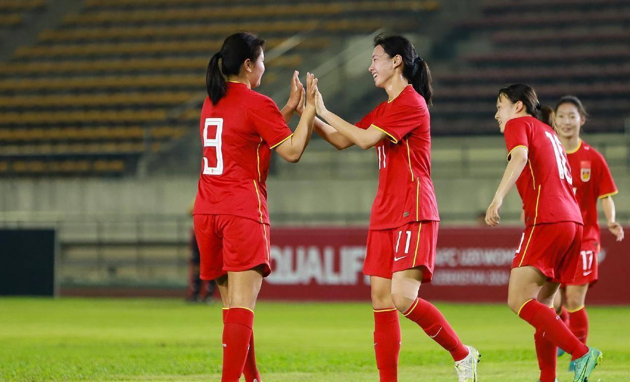 1-0绝杀！中国女足U20险胜最强对手，稳获出线权，邹梦瑶没有出场(3)