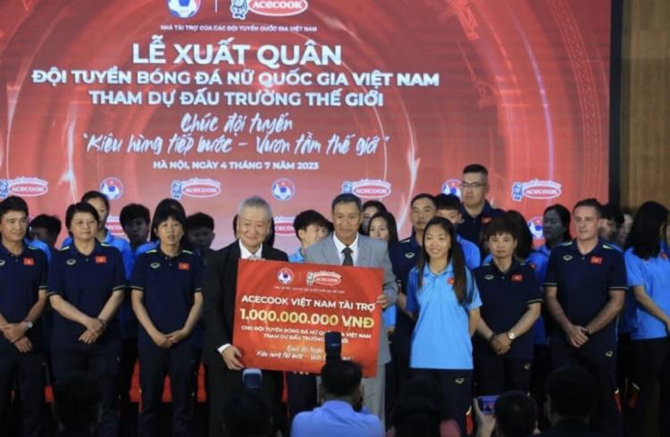 越南女足出征世界杯，赞助商追加10亿越南盾作为奖励(1)