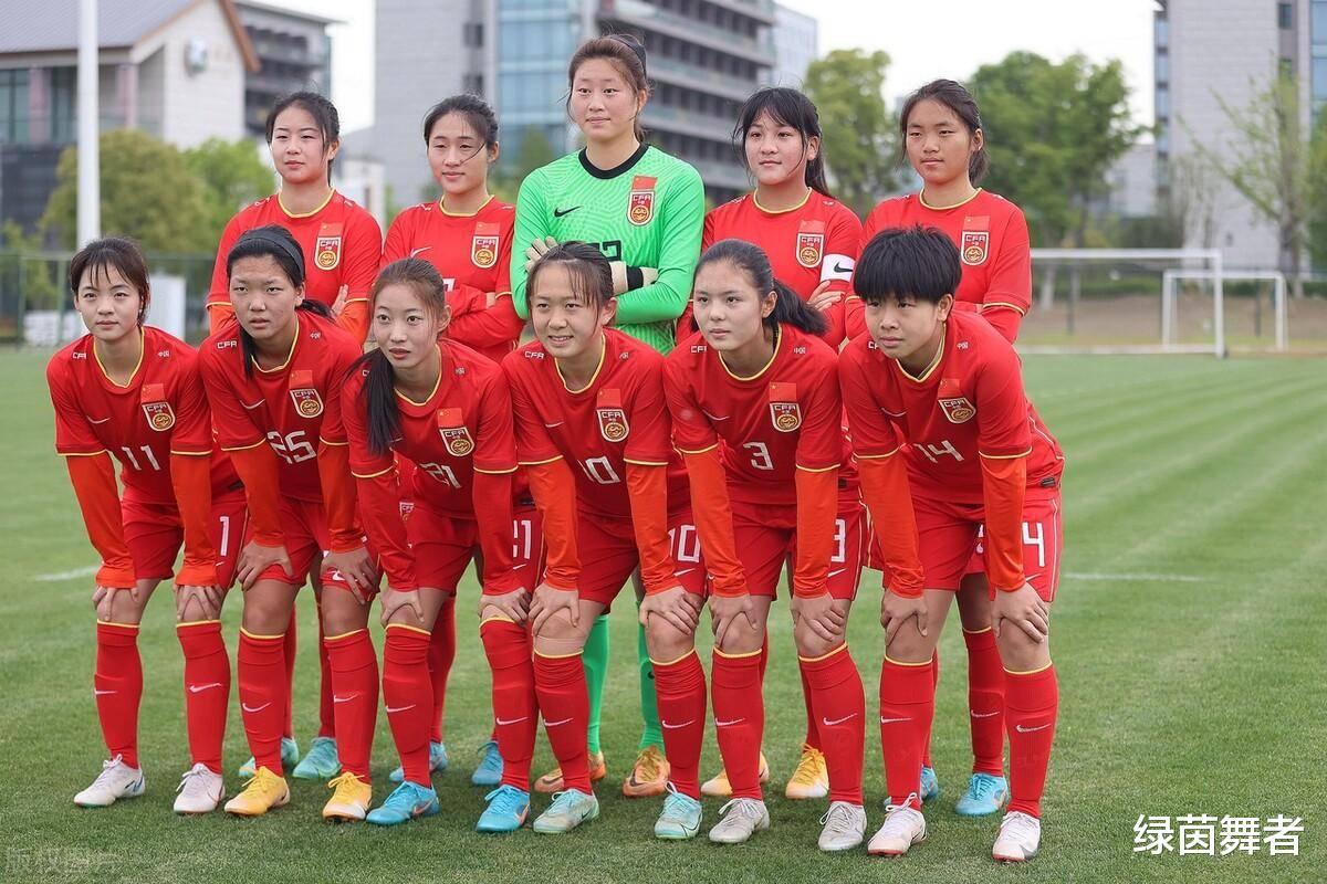 0-6！0-3！中国女足双线惨败，世界杯出线成疑，球迷仍力挺：比男足强(5)