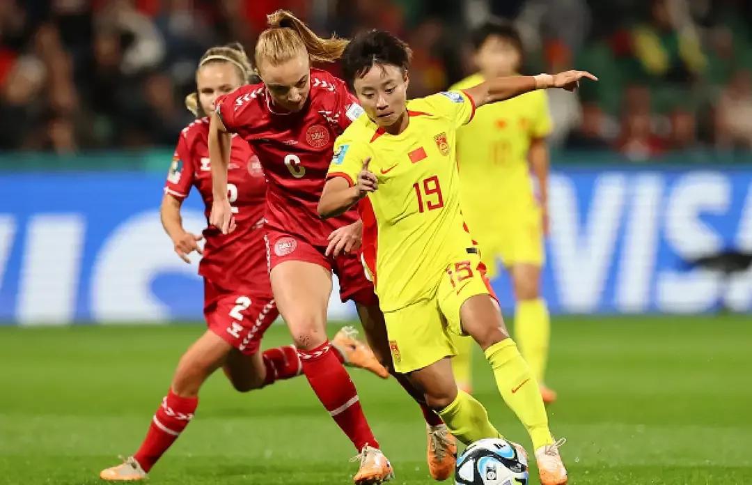 随意中国女足0-1丹麦女足，这一战意外发现2个可笑的事实。

1、亚洲杯冠军的阵