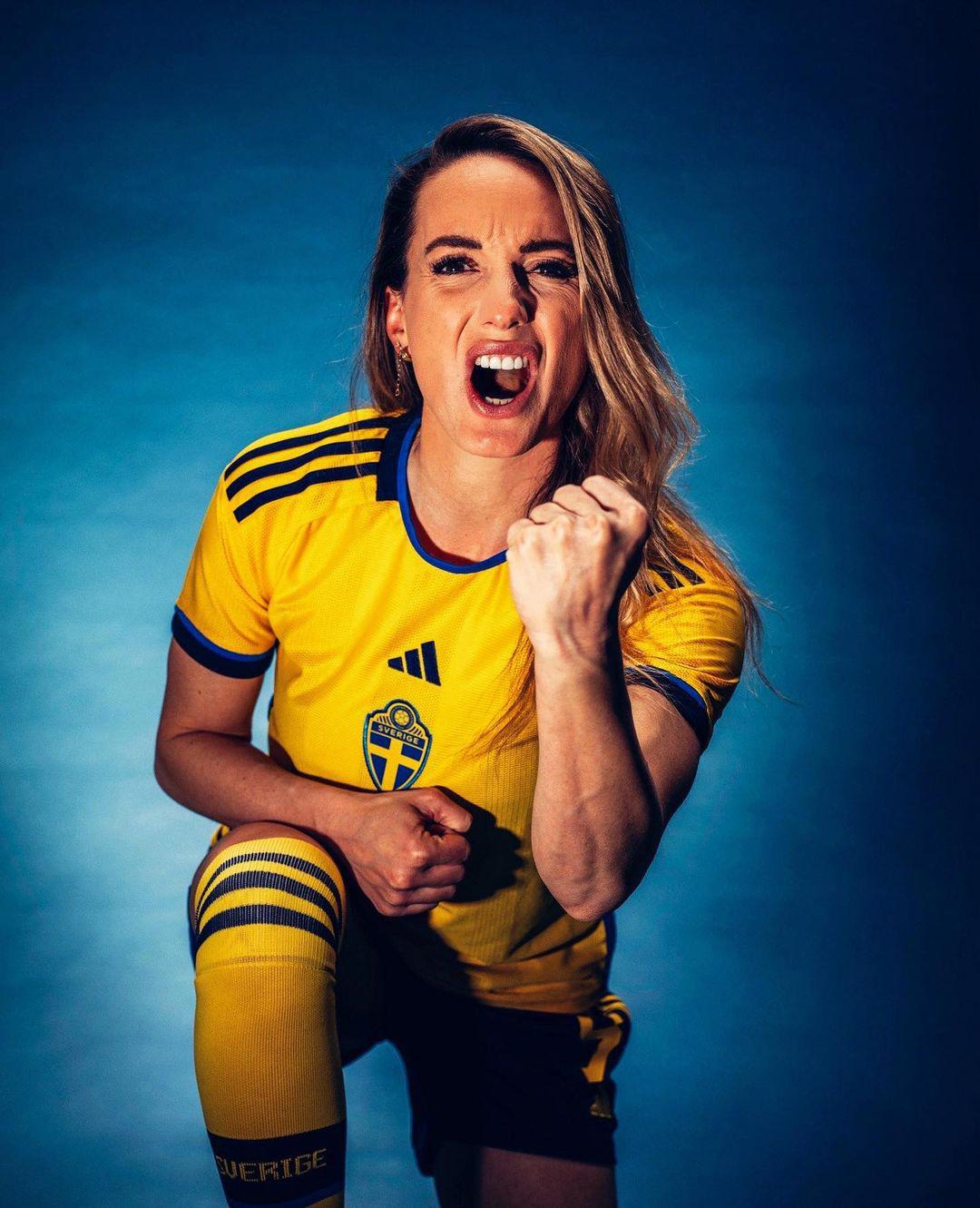 瑞典女足队长，御姐阿斯拉尼(2)
