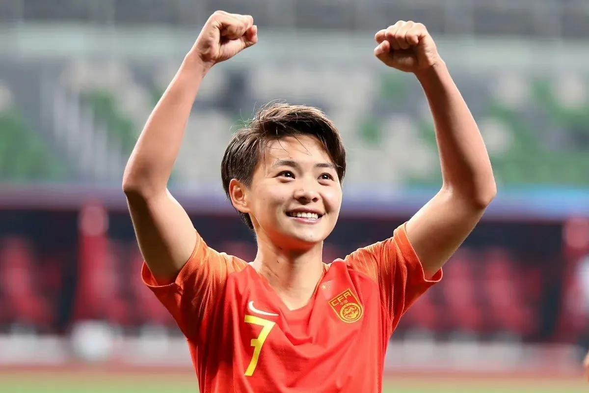 过往七次世界杯，中国女足全部从小组出线。这一次出线形势虽然凶险，这至少没有提前出(1)