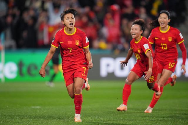 悲情！上届女足世界杯16强有5队濒临出局，中国女足盼奇迹