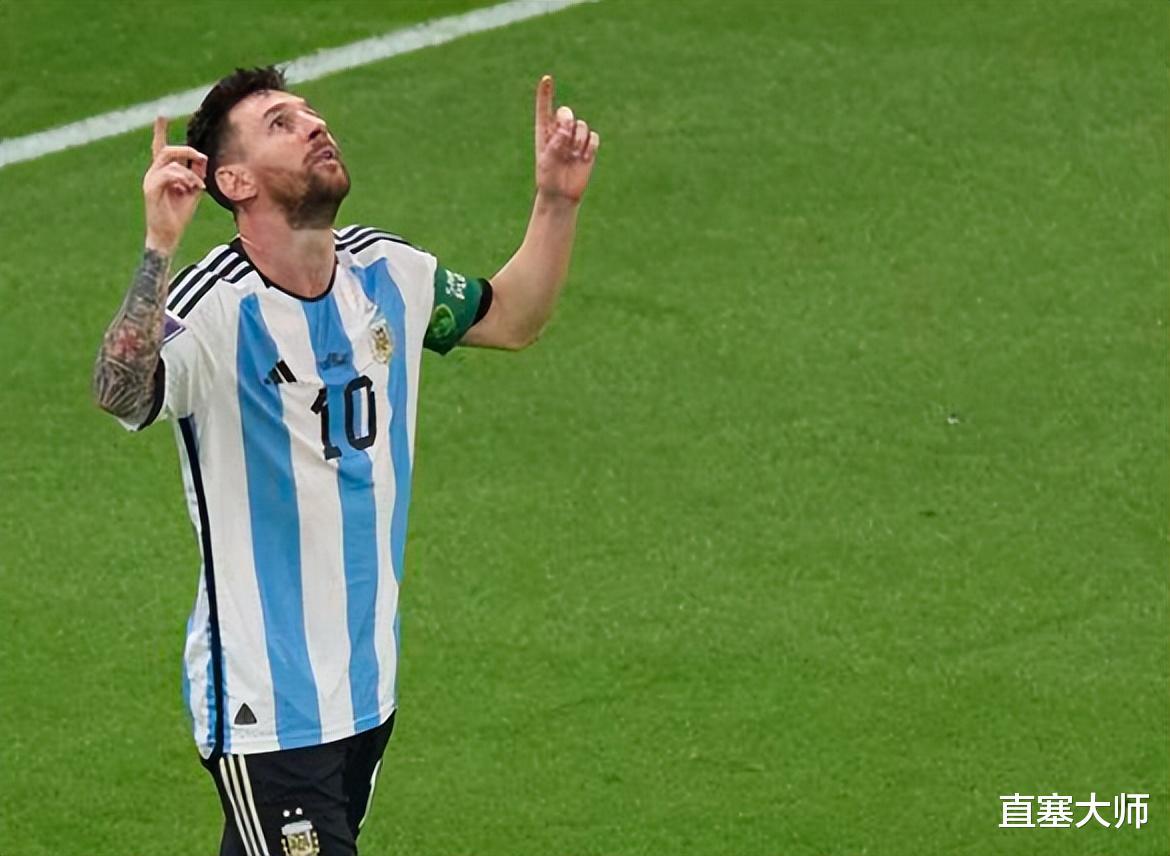4场轰4球！阿根廷28岁前锋爆发，梅西笑了，卫冕美洲杯又多一筹码(4)