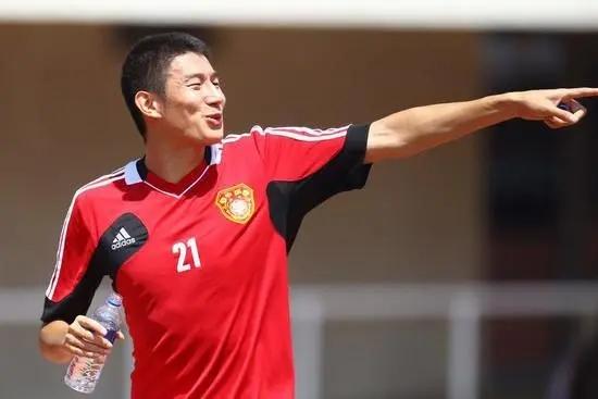 “中国罗本”——国足钉子户，打入中国球员在荷兰的第一个入球(5)