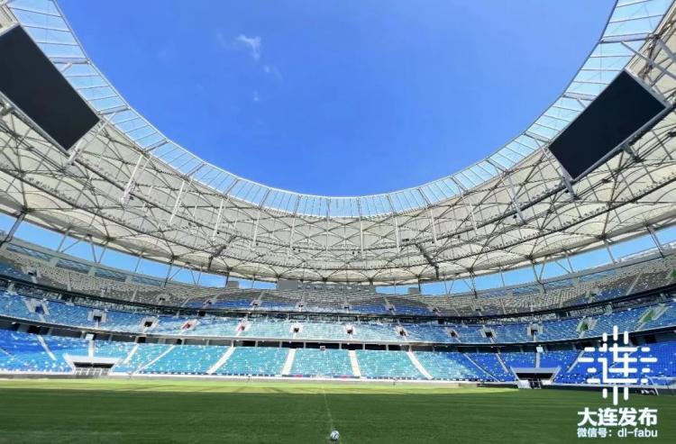 国奥9月将在大连梭鱼湾足球场进行奥预赛，赛场筹备工作全力推进(6)