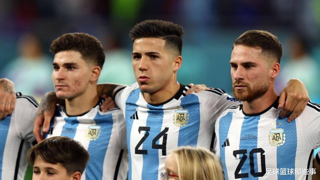 阿根廷球迷幸福，因有梅西！阿根廷球迷不幸，因为只有梅西！(3)