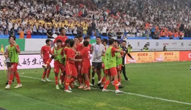 中国U15夺冠，日韩球员赶紧商讨对策(3)