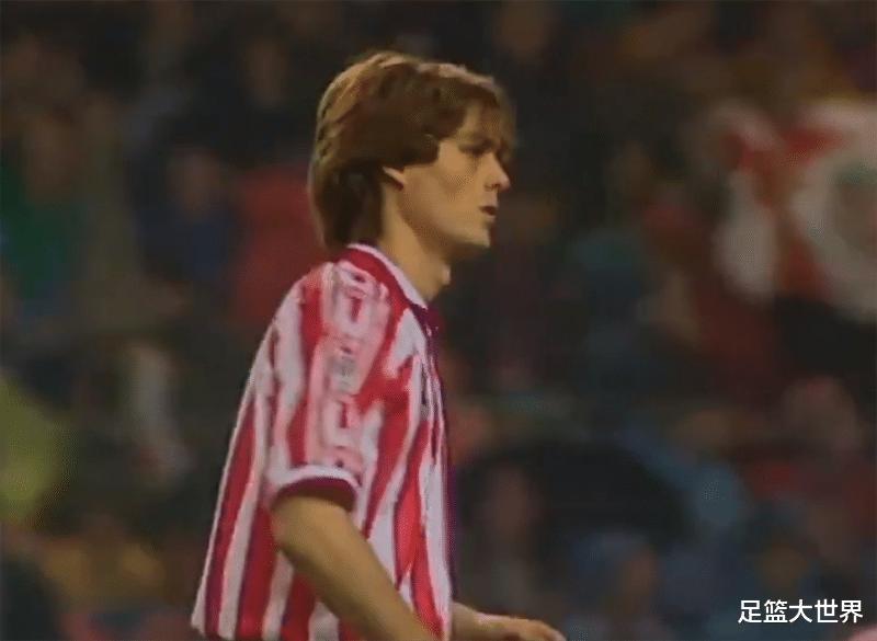 拒绝皇马巴萨的金童，20岁就成为西班牙足球先生，却被忠诚耽误了(7)
