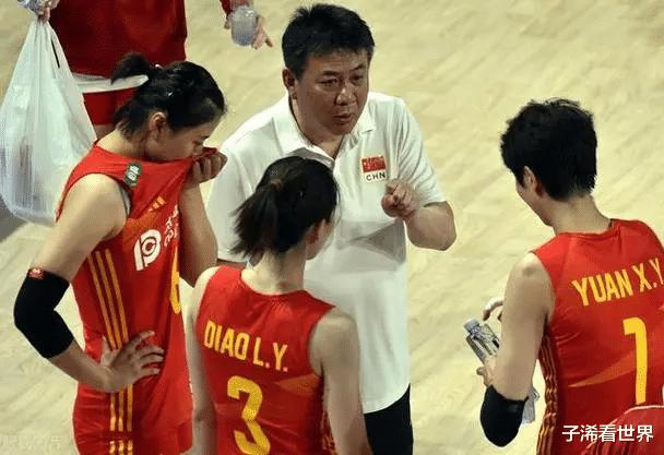 凌晨0点! 上海媒体点评中国女排引爆争议，球迷狠批：别为教练开脱(5)