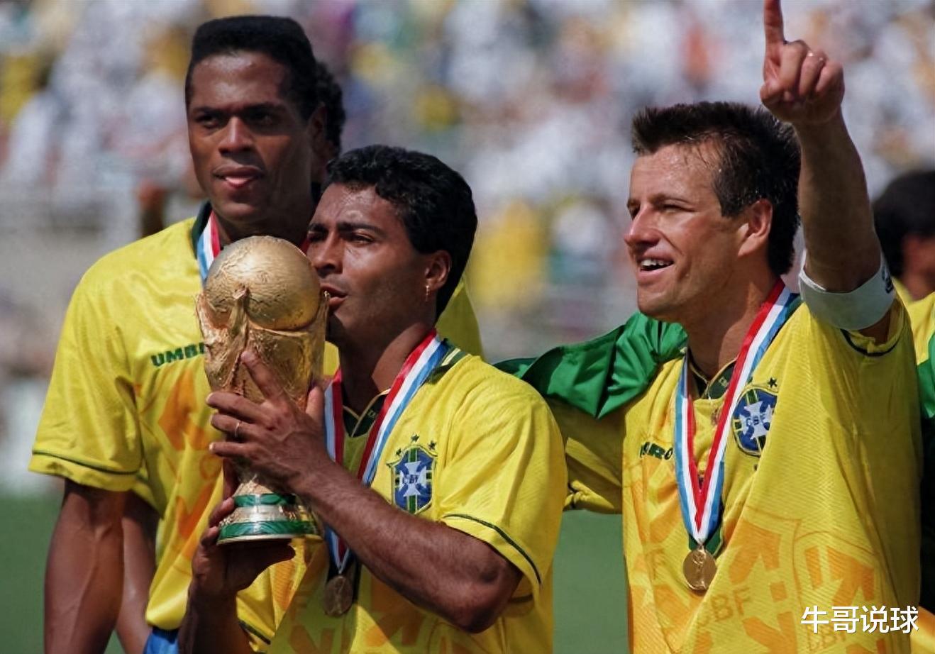 济科：近三十年，巴西队的锋线，由盛转衰的标志性人物是法比亚诺(2)