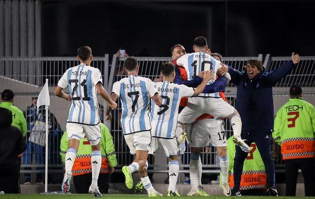 南美世预赛第3轮：梅西磨刀霍霍，巴拉圭丢盔阿根廷(4)