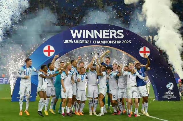 杀疯了 刚夺冠的英格兰U21国家队9：1塞尔维亚(1)