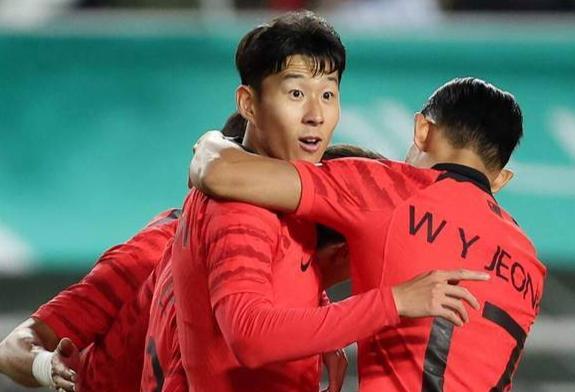 中国男足世预赛对手确定，对泰国不可能拿四分，对新加坡拿六分？(2)