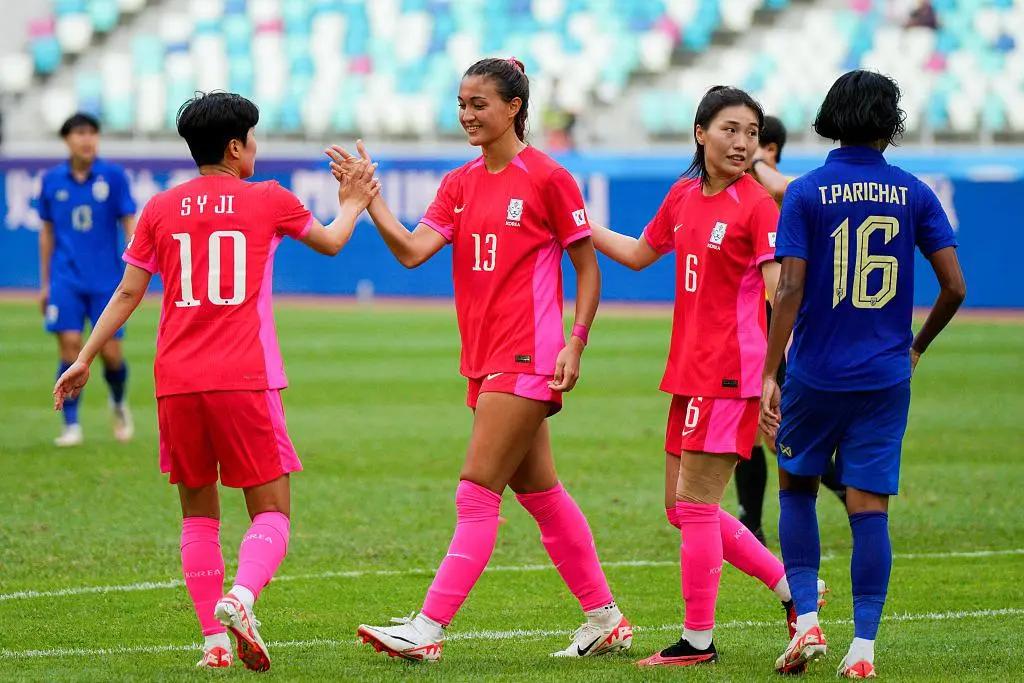 绽放亚洲之光！韩国女足凯旋开胜战！
