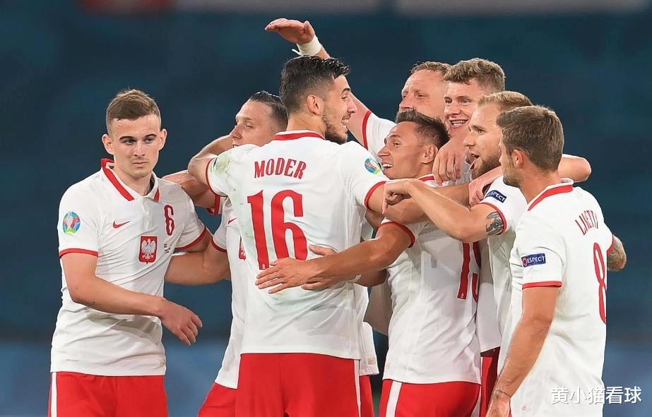 2024年欧洲杯预选赛E组，第9场比赛，11月18日波兰vs捷克(1)
