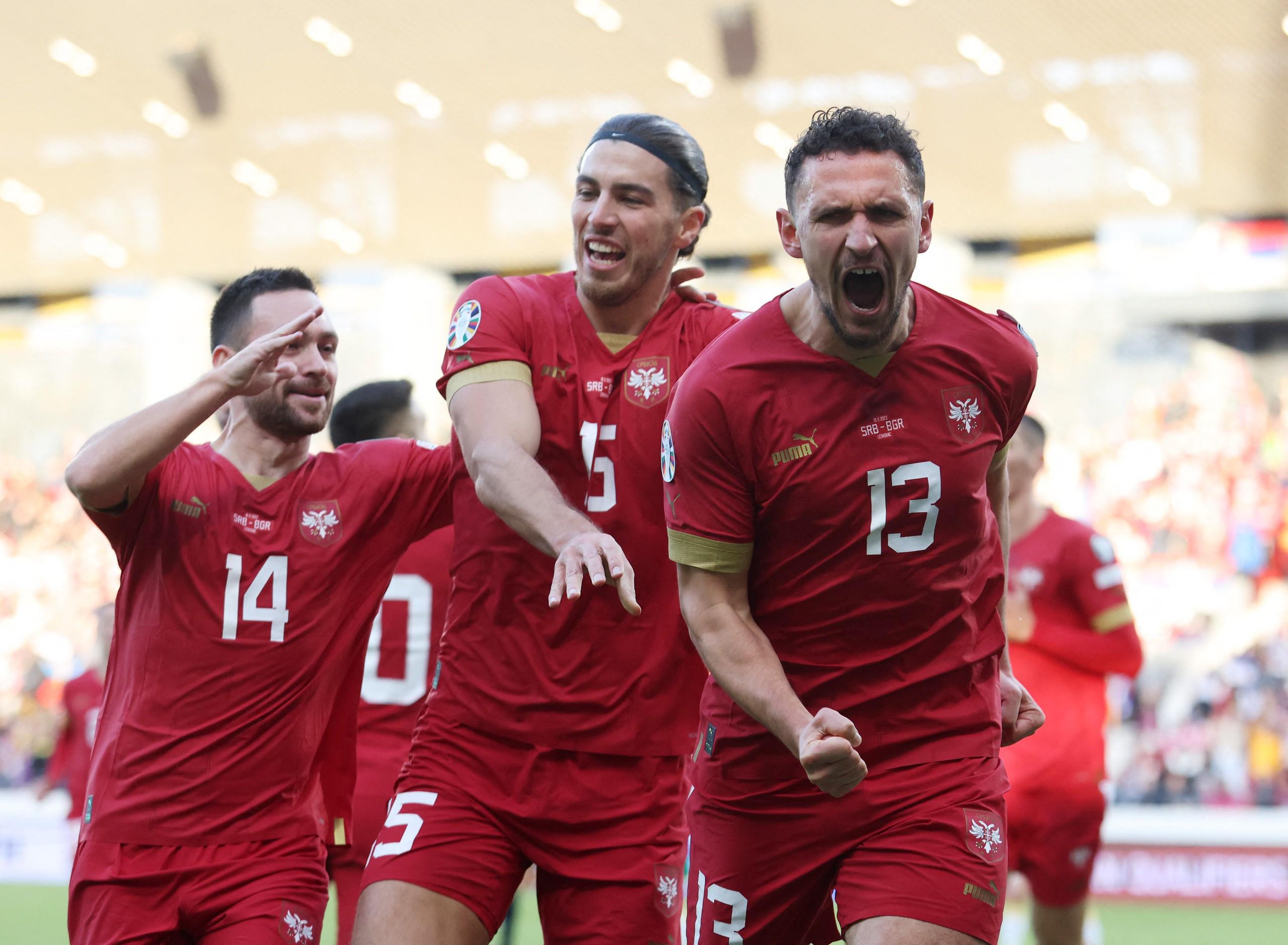 体坛联播｜国奥男足不敌塔吉克斯坦，葡萄牙全胜晋级欧洲杯(8)