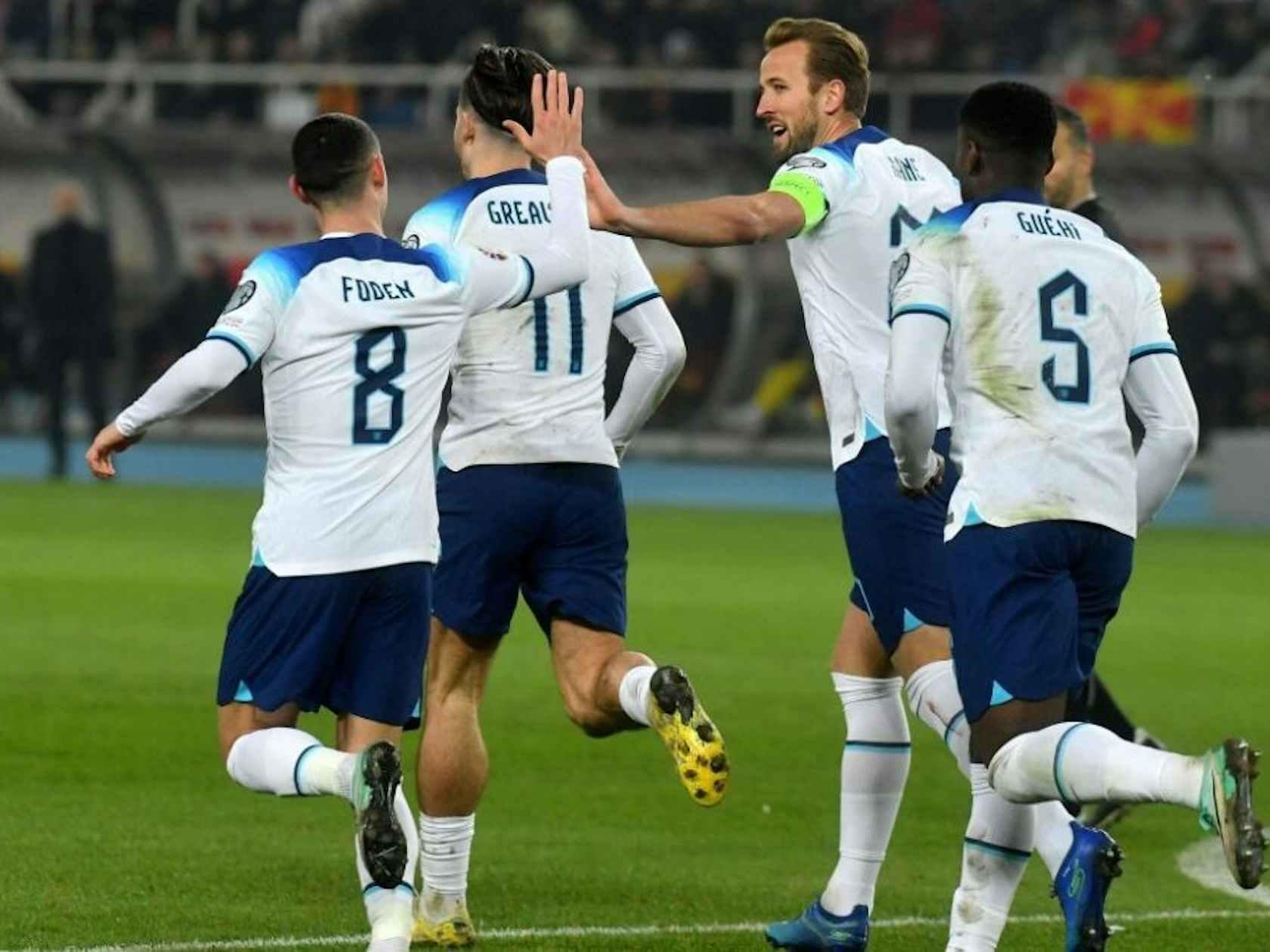 英格兰在2024年欧洲杯预选赛中以1-1战平北马其顿，结束不败纪录(1)