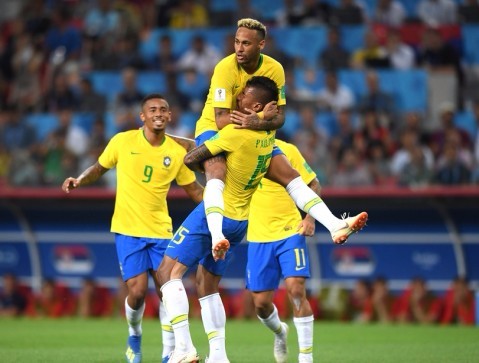 南美风暴！巴西和阿根廷南美世预赛火爆上演(2)
