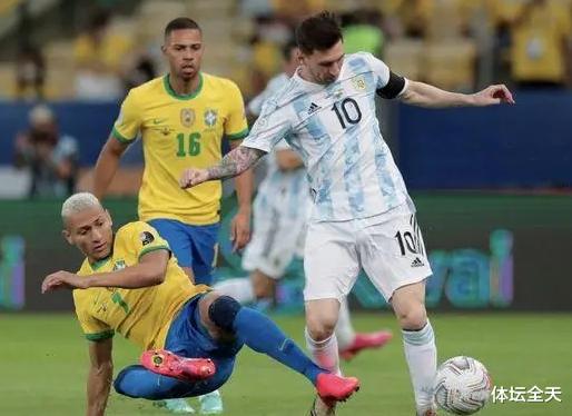 又一个梅西？对战巴西，独入3球，阿根廷17岁小将横空出世(2)