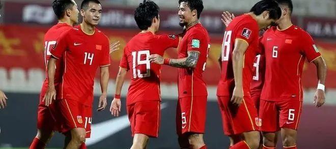 亚洲杯倒计时，国足将挑战亚洲冠军，武磊瞄准39年的交战记录！(2)