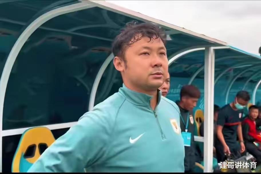 3选1！法比奥后，泰山U-21主教练竞争很大，刘金东、汪强有望联手(3)