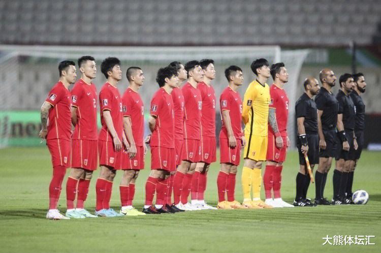 韩乔生：国足防守在亚洲没输过谁 就是进攻稀碎(3)