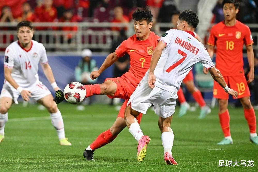 2-0！中国队盼绝境爆发，创19年纪录，取胜稳出线，韦世豪成球王(3)