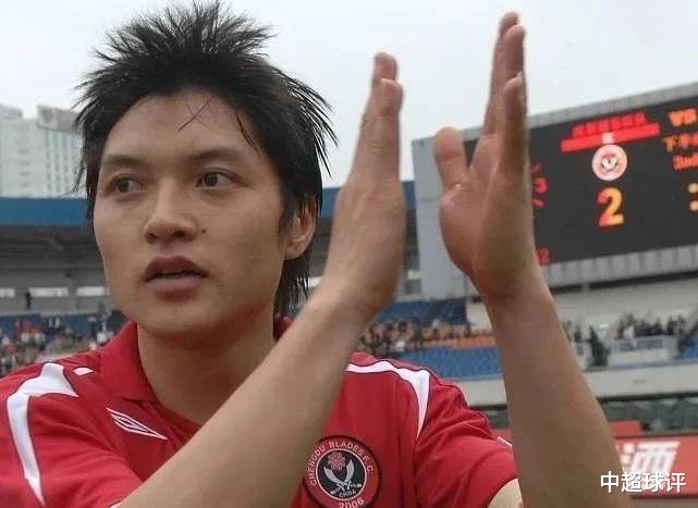 又一个郑智：41岁汪嵩即将加盟中甲豪门，不愧中国足球传奇！(2)