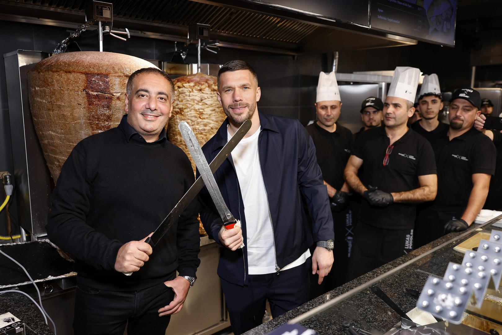 德国前国脚波多尔斯基的土耳其烤肉店已有30家连锁餐厅，个人资产超2亿欧